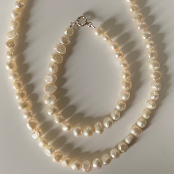 Vintage freshwater pearl necklace & bracelet - Picture 3 of 3